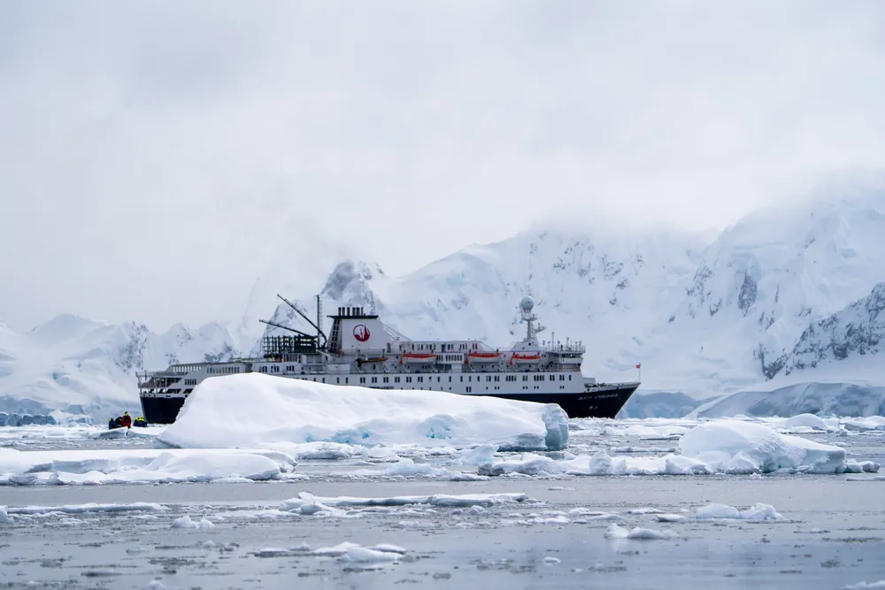 Charlotte Bay